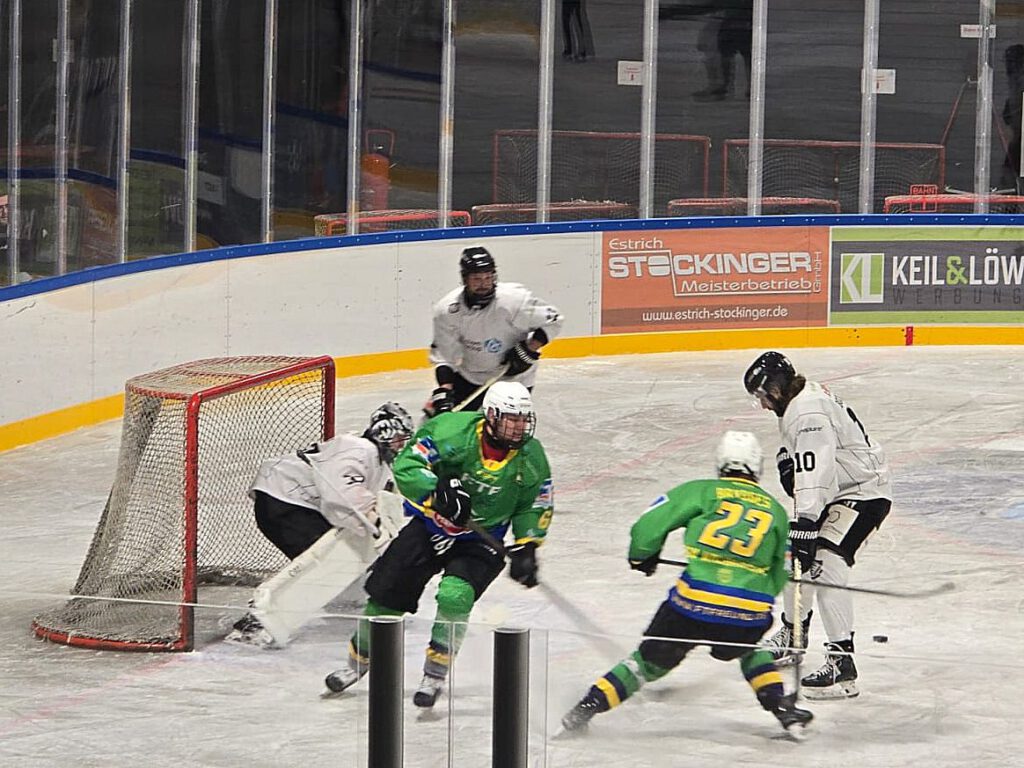 Chiefs gewinnen in Waldkirchen mit 7:3