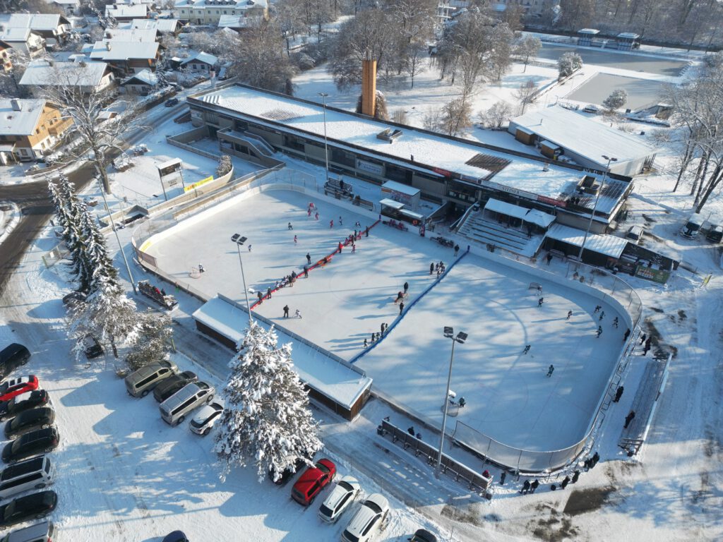 🏆 Wir gehören zu den besten Eislaufbahnen Deutschlands!