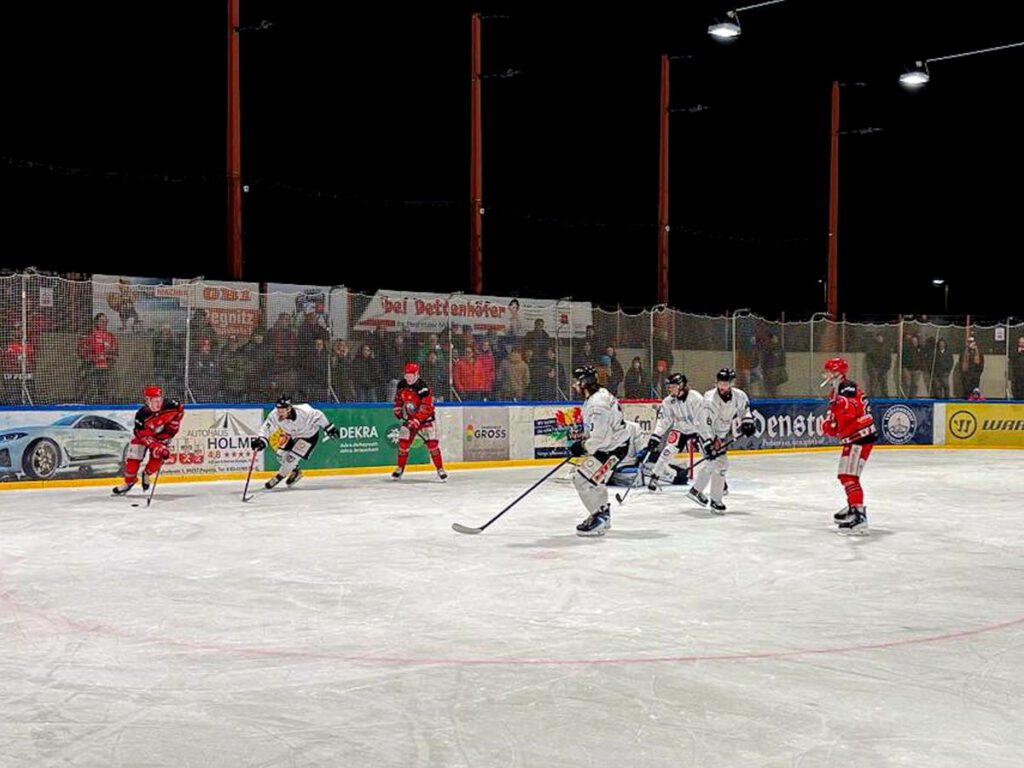 Pegnitz gewinnt im Penaltyschießen