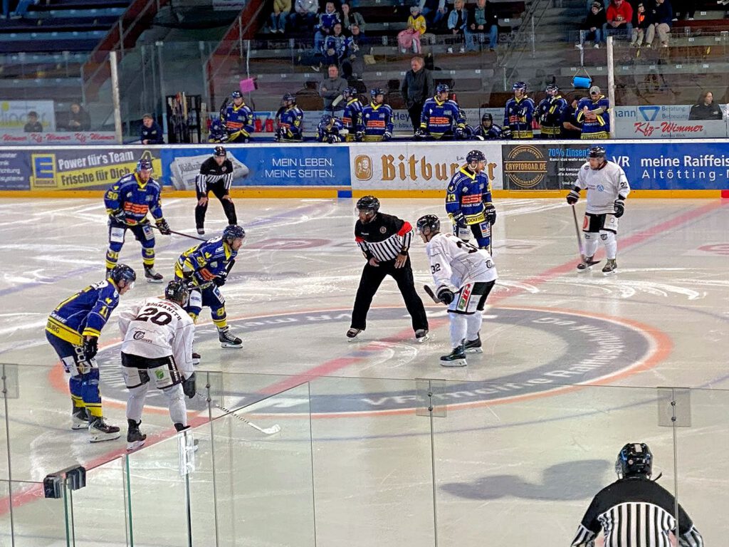 Waldkraiburg gewinnt 7:0